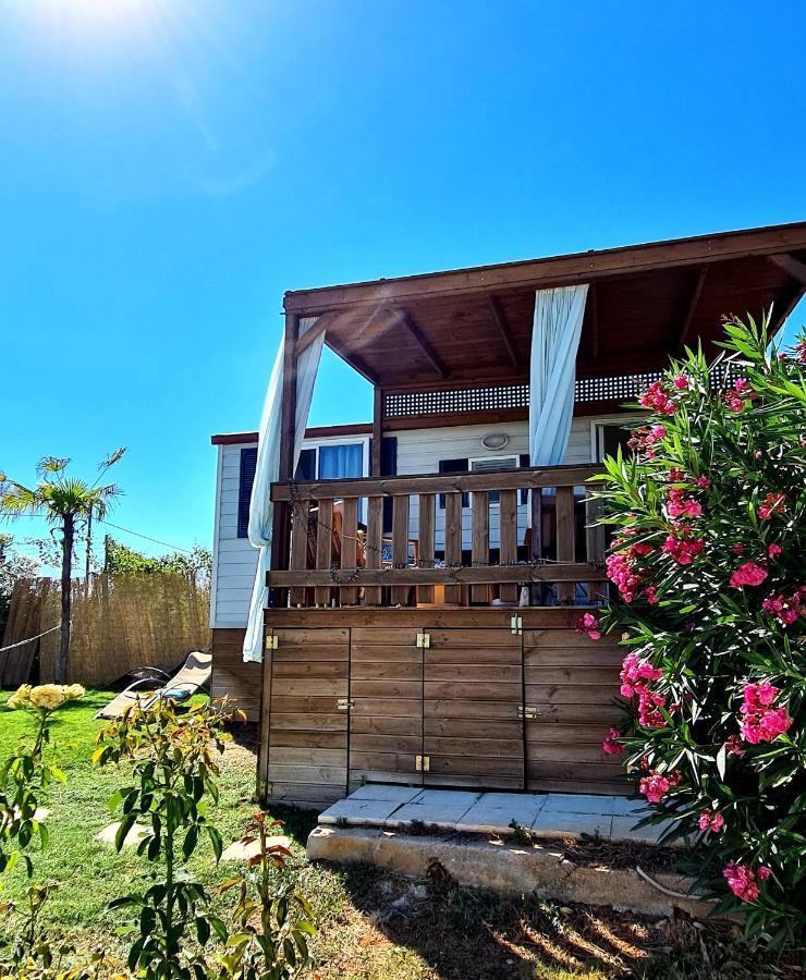 Villa Vravrona Tower & Suites Markopoulo Mesogaias ภายนอก รูปภาพ