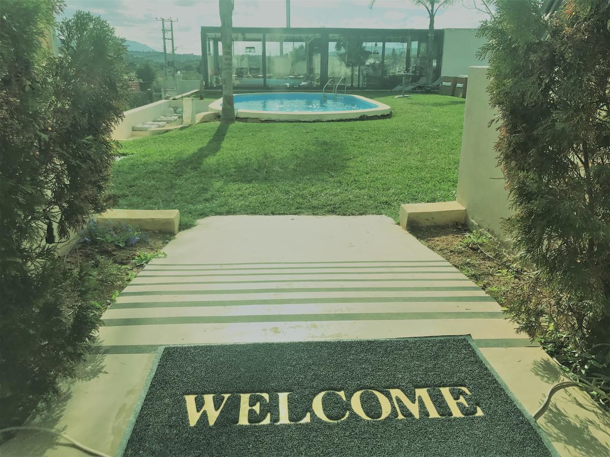 Villa Vravrona Tower & Suites Markopoulo Mesogaias ภายนอก รูปภาพ